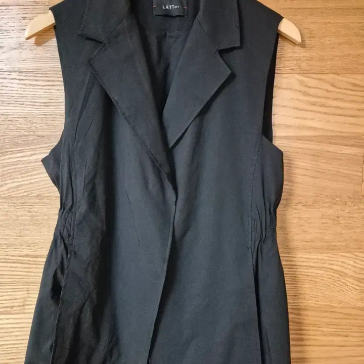 [BUNJANG] LATT BY T Black Sleeveless Vest Jacket / 래트 바이티  베스트조끼