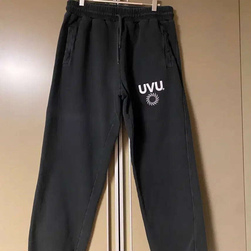 [BUNJANG] UVU Training Sweatpants / UVU 트레이닝 스웨트 팬츠