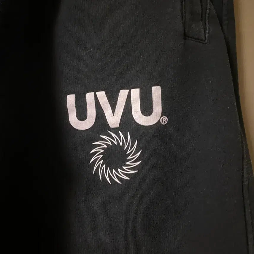 [BUNJANG] UVU Training Sweatpants / UVU 트레이닝 스웨트 팬츠