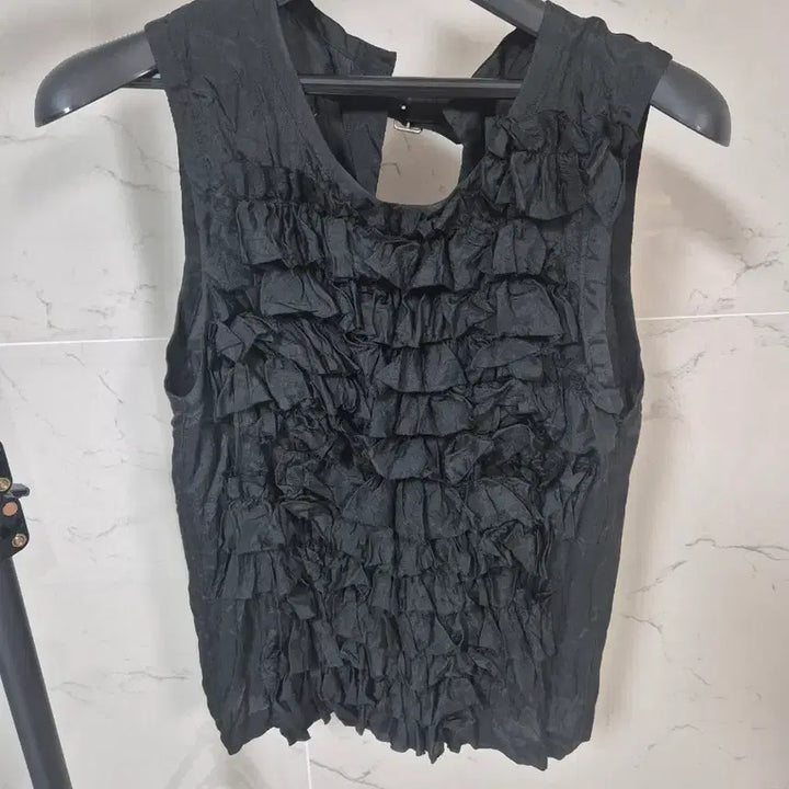 [BUNJANG] ERIN BY EILEEN Black See-Through Camisole Top Set / ERIN BY EILEEN 블랙 시스루 끈나시 탑세트