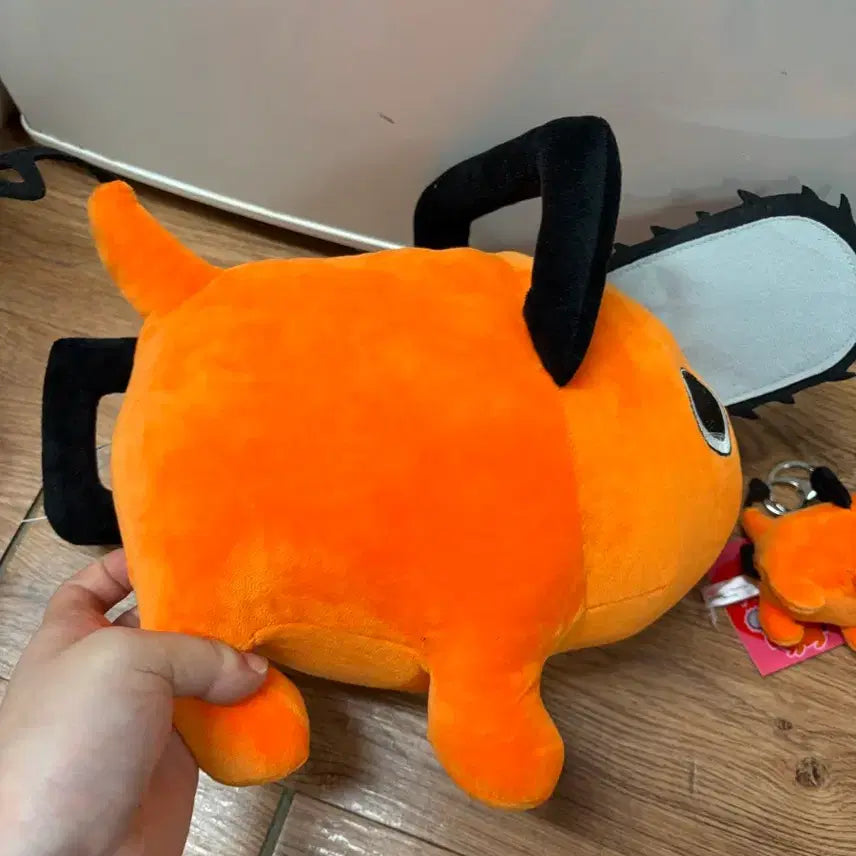 [BUNJANG] Chainsaw Man Pochita Medium Plush / 체인소맨 포치타 정품 중형 인형