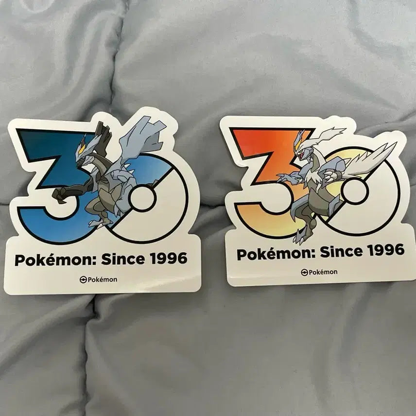 [BUNJANG] Pokemon 30th Anniversary Sticker Bundle Set - Black Kyurem, White Kyurem / 포켓몬 30주년 스티커 블랙큐레무, 화이트큐레무 일괄