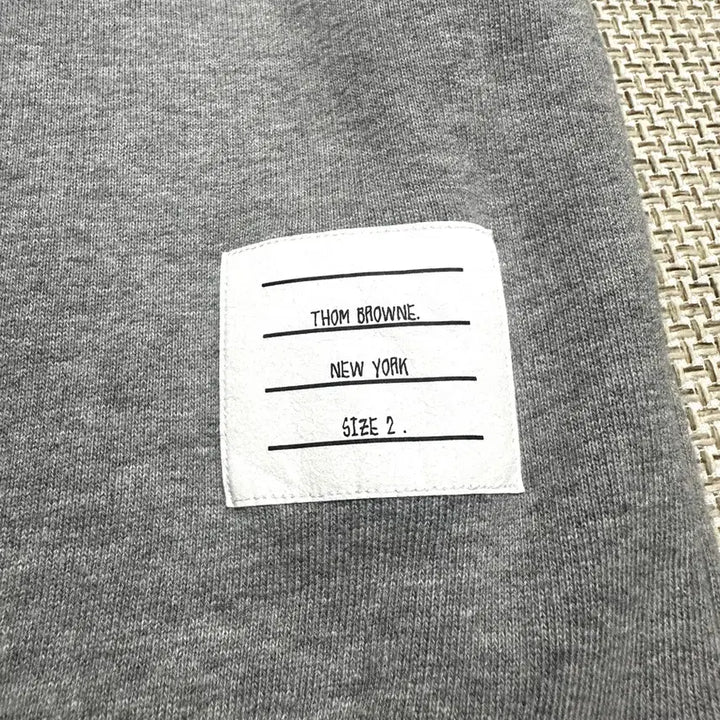 [BUNJANG] Thom Browne Back Three-Stripe Grey Sweatshirt / [2/새상품] 신형 톰브라운 백삼선 스프라이트 그레이 맨투맨
