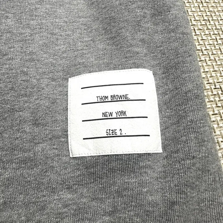 [BUNJANG] Thom Browne Back Three-Stripe Grey Sweatshirt / [2/새상품] 신형 톰브라운 백삼선 스프라이트 그레이 맨투맨