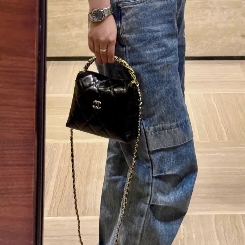 [BUNJANG] Chanel Beauty Black Leather Chain Quilting Handle Bag / 샤넬뷰티 블랙 레더 체인퀼팅백 핸들백 샤