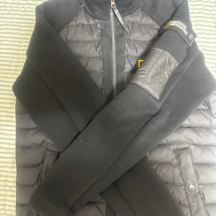 [BUNJANG] National Geographic Black Padded Knit Jacket / 내셔널지오그래픽 블랙 패딩 니트 자켓