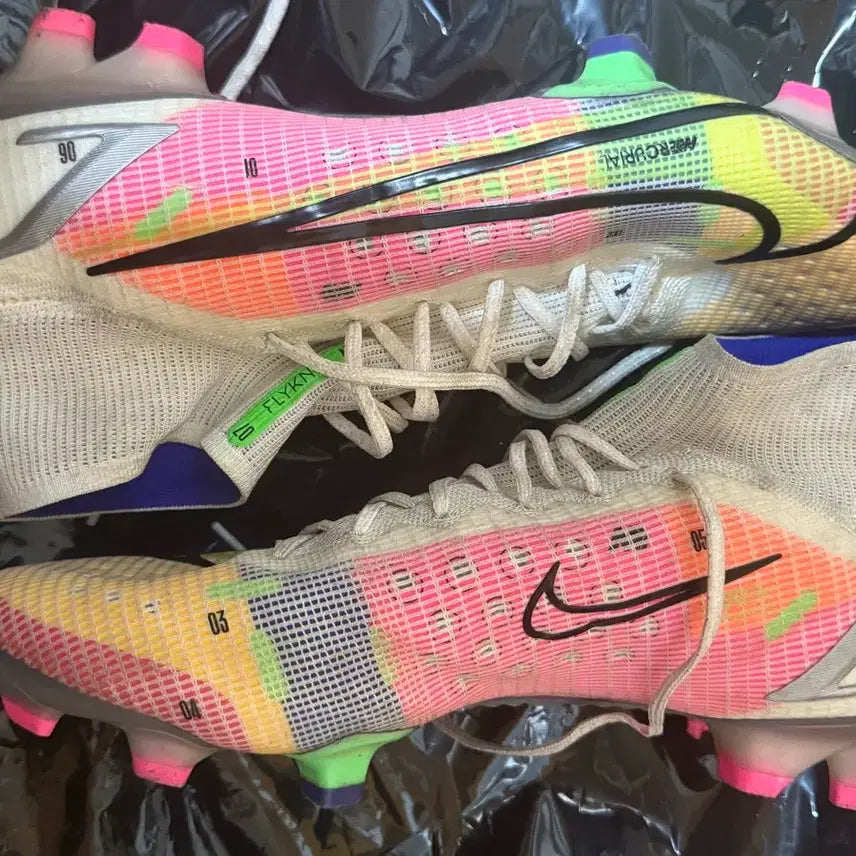 [BUNJANG] Nike Mercurial Superfly 8 Dragonfly Edition Soccer Cleats (285mm) / 머큐리얼 슈퍼플라이8 드래곤플라이