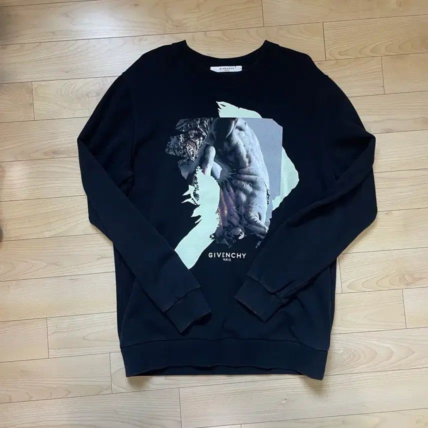 [BUNJANG] Givenchy Black Sweatshirt / 지방시 맨투맨 판매합니다