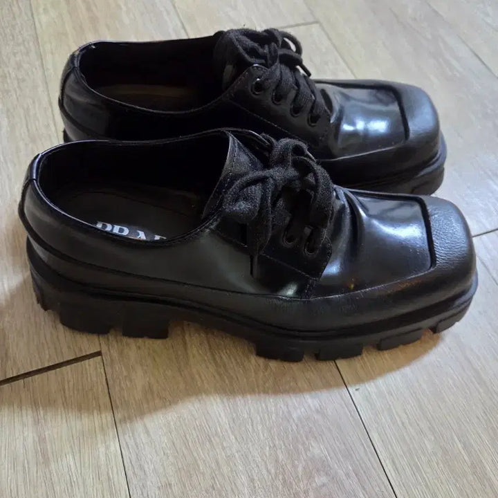[BUNJANG] Prada Brushed Leather Derby Shoes UK 6 / 프라다 브러시드 레더 더비슈즈 UK6 사이즈