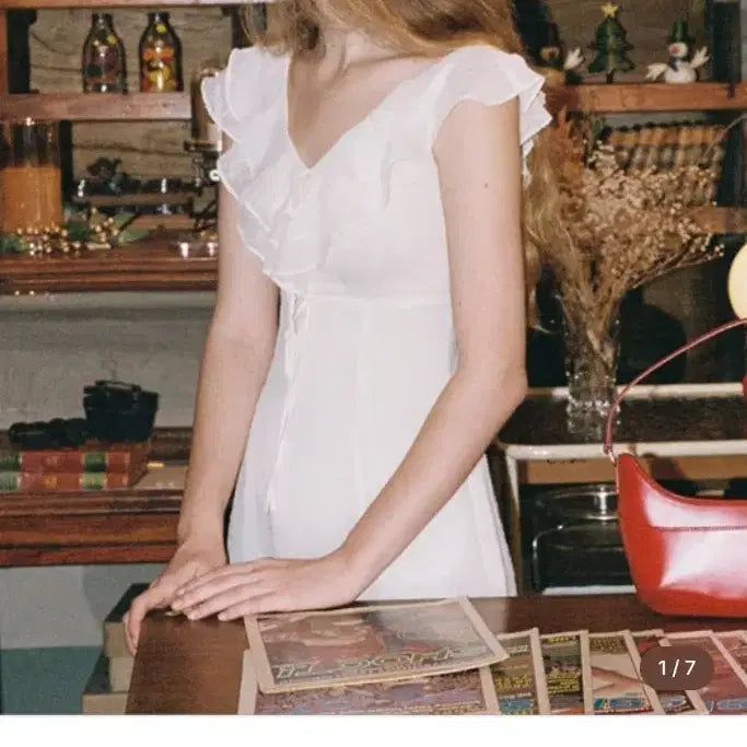 [BUNJANG] Pleume Waving Ruffle Dress (Cream, S) / 플로움 러플 드레스