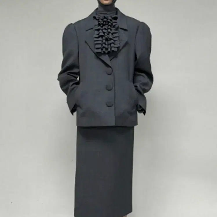 [BUNJANG] SHUSHUTONG Grey Oversized Suit Blazer Size 8 / 슈슈통 그레이 오버사이즈 수트 블레이저 8사이즈