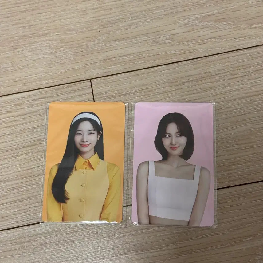 [BUNJANG] TWICE Kombucha Photocard Set (Dahyun, Momo) / 콤부차 트와이스 포토카드 2장 세트