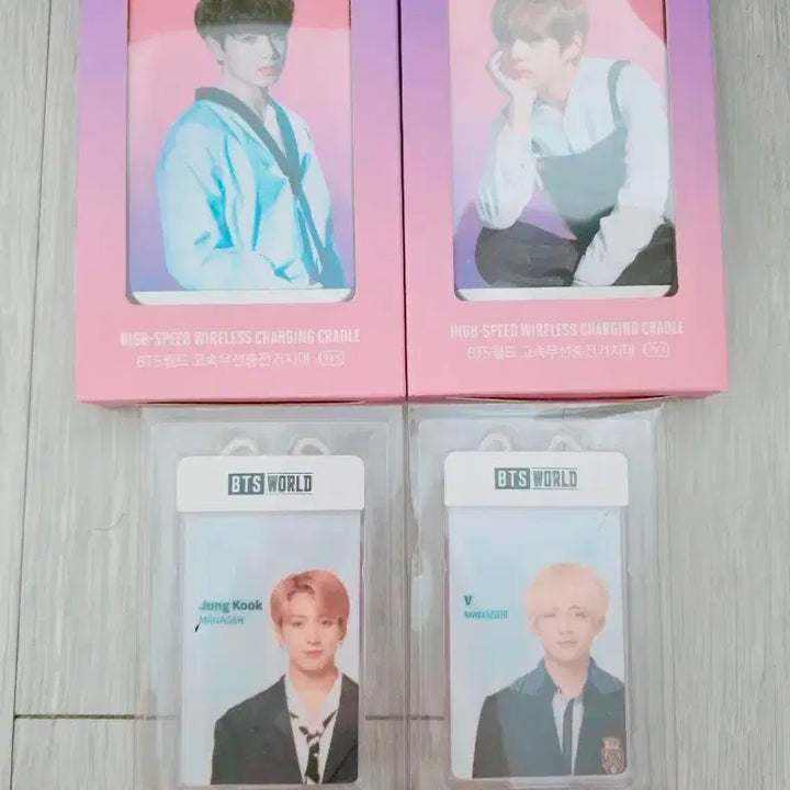 [BUNJANG] BTS World Wireless Charger &amp; Employee ID Photocard Set / 방탄소년단 BTS 월드 무선 충전기 사원증 포토카드