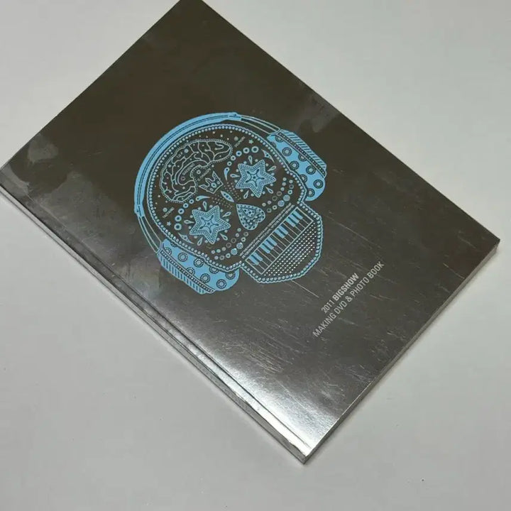 [BUNJANG] BIGBANG 2011 BIGSHOW Live Concert Making DVD &amp; Photobook Set (Unsealed) / 빅뱅 2011 빅쇼 BIGSHOW 라이브 콘서트 메이킹 DVD&amp;포토북(개
