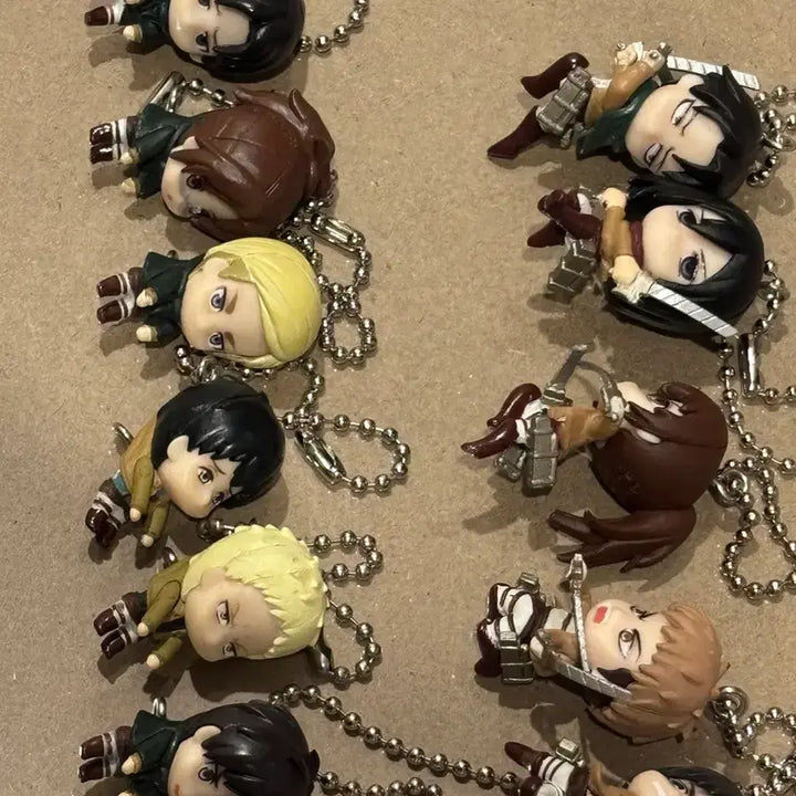 [BUNJANG] Attack on Titan Vintage Long Swing Gacha Bundle Set / 진격거 고전 대롱 스윙 가챠 일괄 (리바이,미카사,에렌)