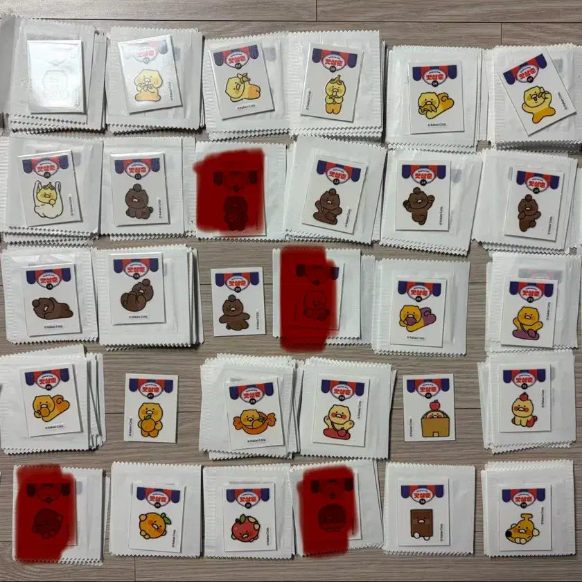 [BUNJANG] Byuldalkom Choonsik Ttibusil 31 Types Sticker Set / 별달콤 춘식이 띠부씰 31종 판매