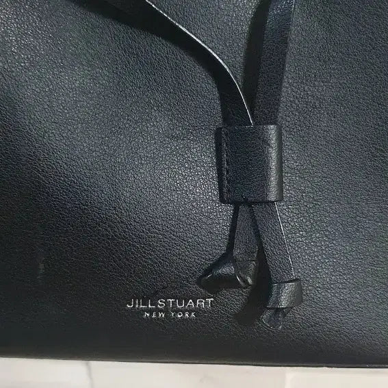 [BUNJANG] JILLSTUART Black Leather Shoulder Bucket Crossbody Bag / 질스튜어트 블랙  숄더백 버킷백   크로스백