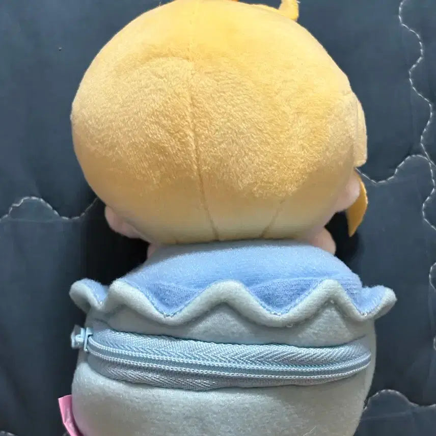 [BUNJANG] Kekkaishi Louis Suhoal Plush Airpods Case / 캐캐체 루이 수호알 누이 에어팟