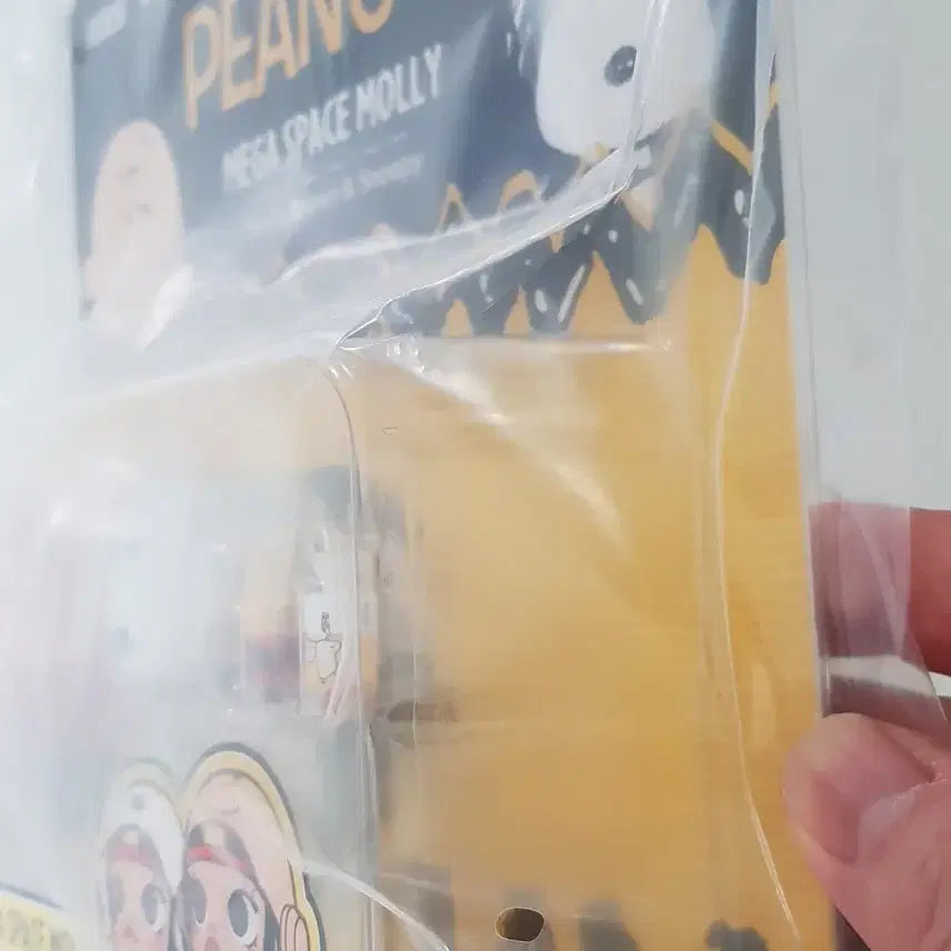 [BUNJANG] Pop Mart Mega Space Molly Peanuts 75th Anniversary Charlie Brown &amp; Snoopy Set / 팝마트 메가 스페이스 몰리 75주년 찰리 브라운 &amp; 스누피 세트