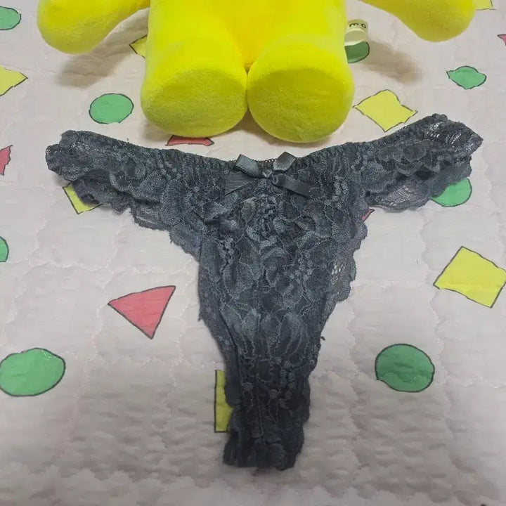 [BUNJANG] Lace T-Back Thong Set (Black, Gray) / 레이스 T 팬티 블랙 그레이 속옷 중고 2개