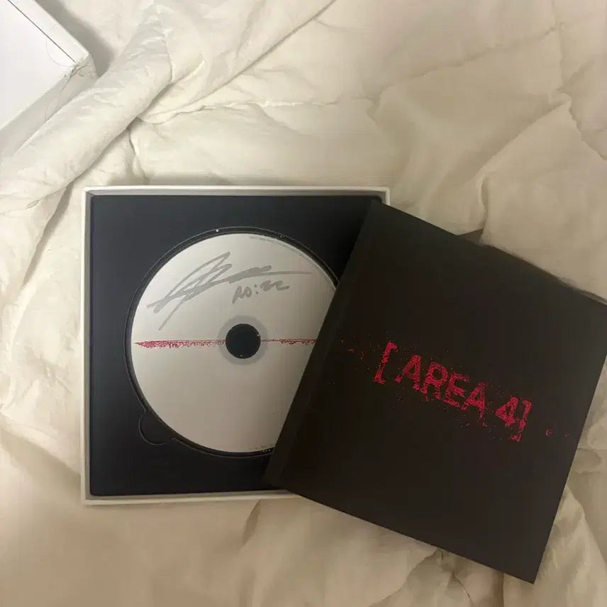 [BUNJANG] Noel Area Signed Album / 노엘 에어리어 싸인반