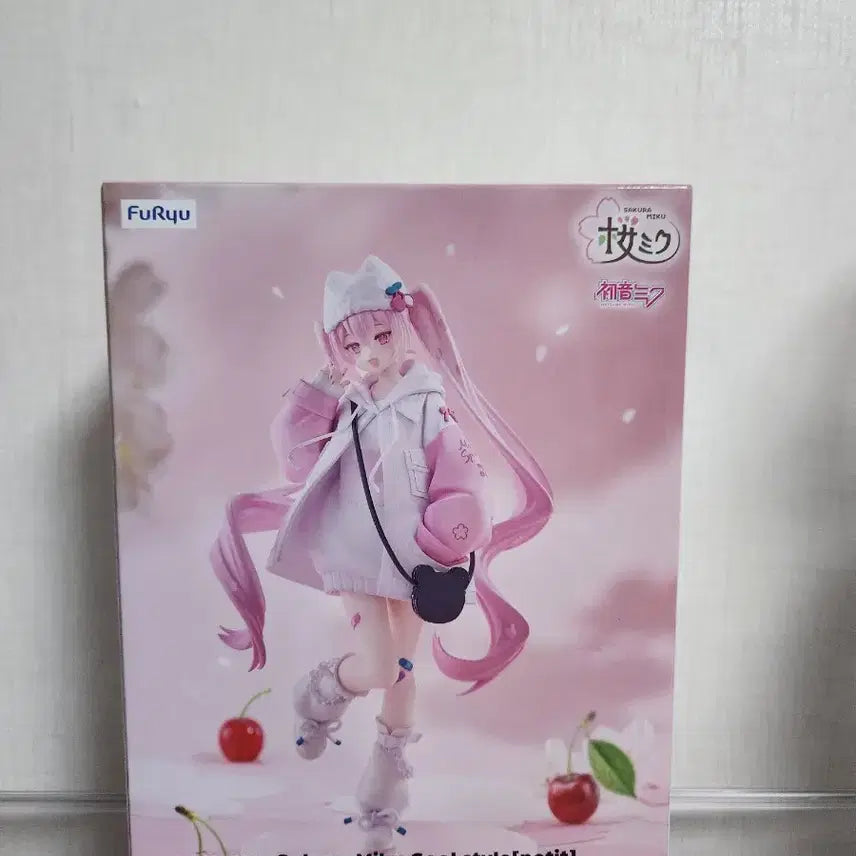 [SOLD OUT] 오늘발송 사쿠라 미쿠 후류 쿨스타일 Petit