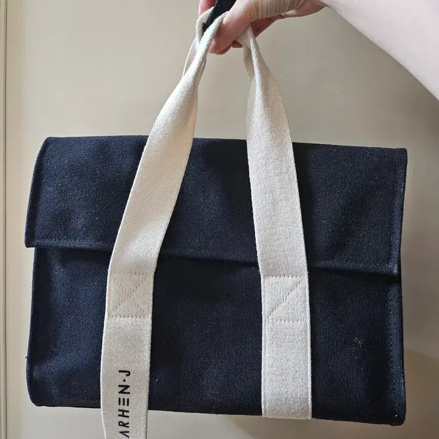 [BUNJANG] MARHEN.J Roy Mini Bag Black / 마르헨제이 로이미니백 블랙