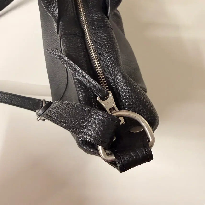 [BUNJANG] AfterPray Fortune Cookie Leather Crossbody Bag Black / 애프터프레이 포춘 쿠키 레더 크로스백 블랙