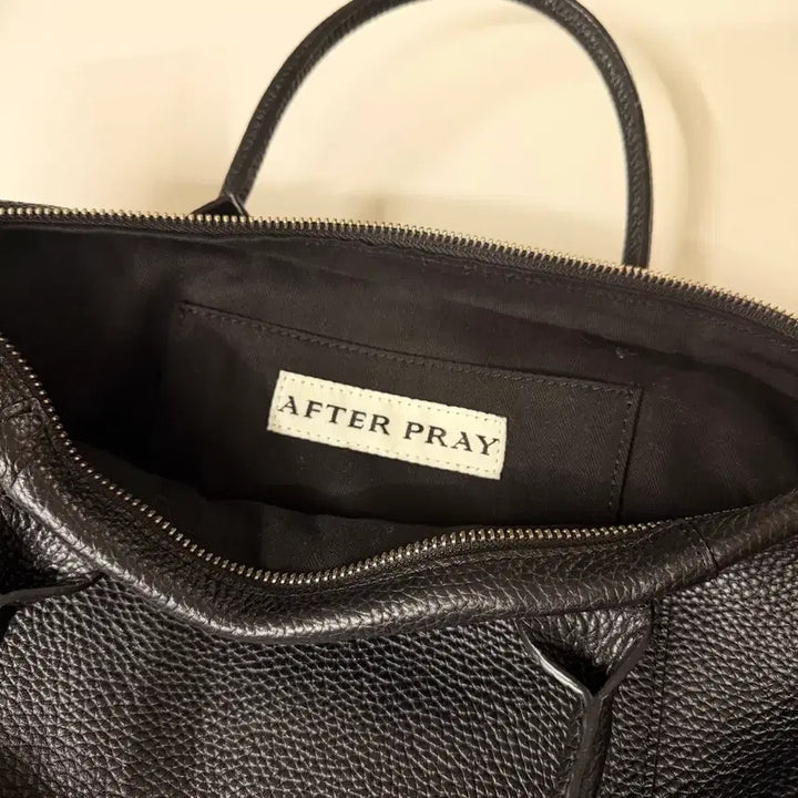 [BUNJANG] AfterPray Fortune Cookie Leather Crossbody Bag Black / 애프터프레이 포춘 쿠키 레더 크로스백 블랙