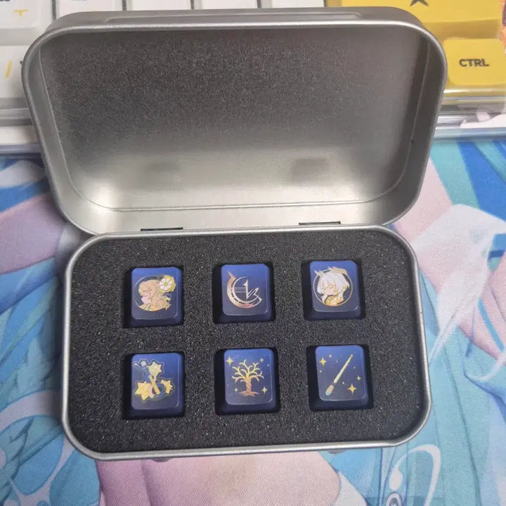 [BUNJANG] PC Funding Limited Edition Tin Case Keycaps / 칼파 pc펀딩 한정판 틴케이스,키캡 팝니다