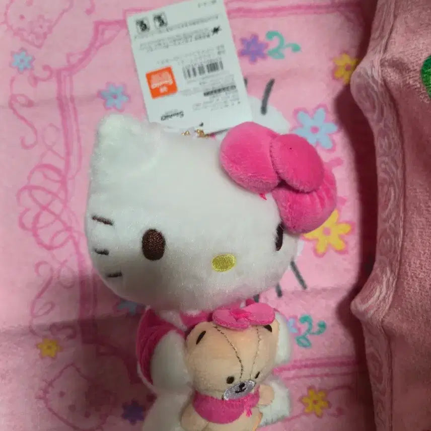[BUNJANG] Hello Kitty Doll Keyring (Dog Tag) / 헬로키티 인형키링(군번줄) 팝니다.