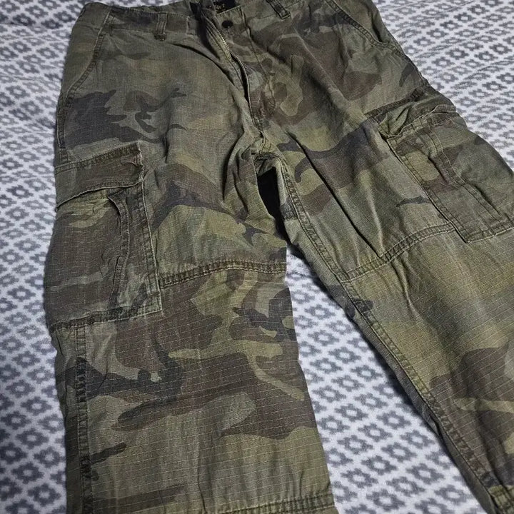 [BUNJANG] Blackout Cargo Pants / 블랙아웃 카코 팬츠