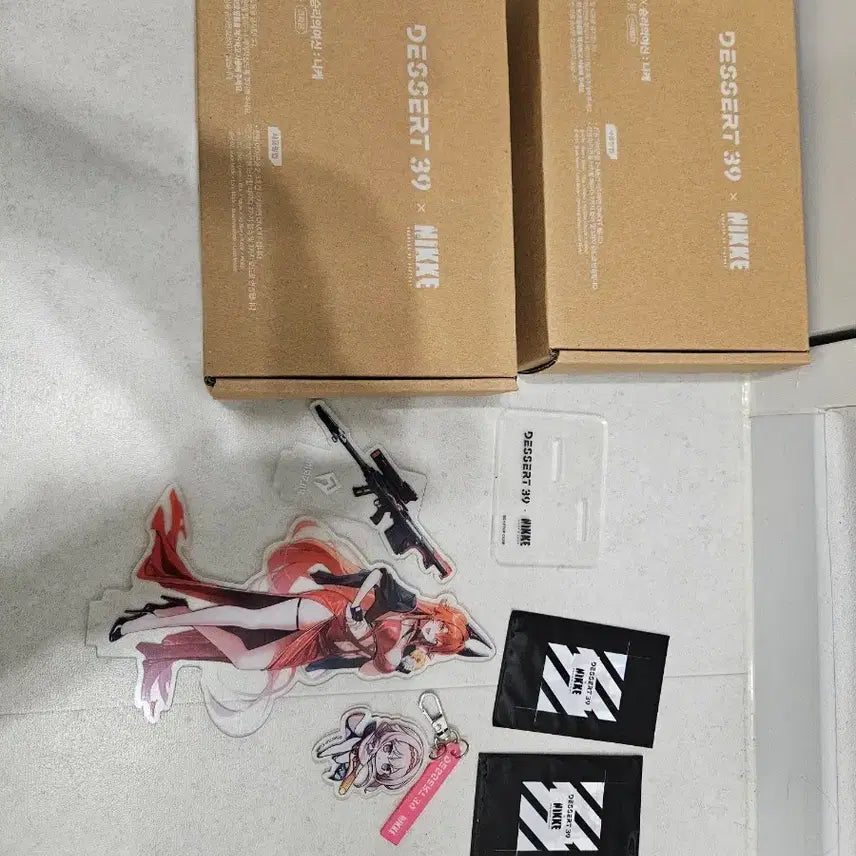 [BUNJANG] Dessert39 Nikke Collaboration Acrylic Stand, Mood Lamp, Photocard, and Keyring Set / 디저트39 니케 콜라보 아크릴 스탠드 + 굿즈, 무드등