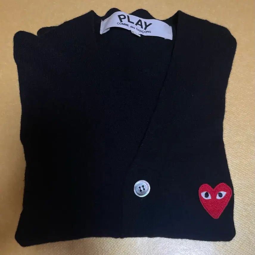[BUNJANG] Comme des Garçons PLAY Black Cardigan L Size / 꼼데가르송 플레이 블랙 가디건 L사이즈