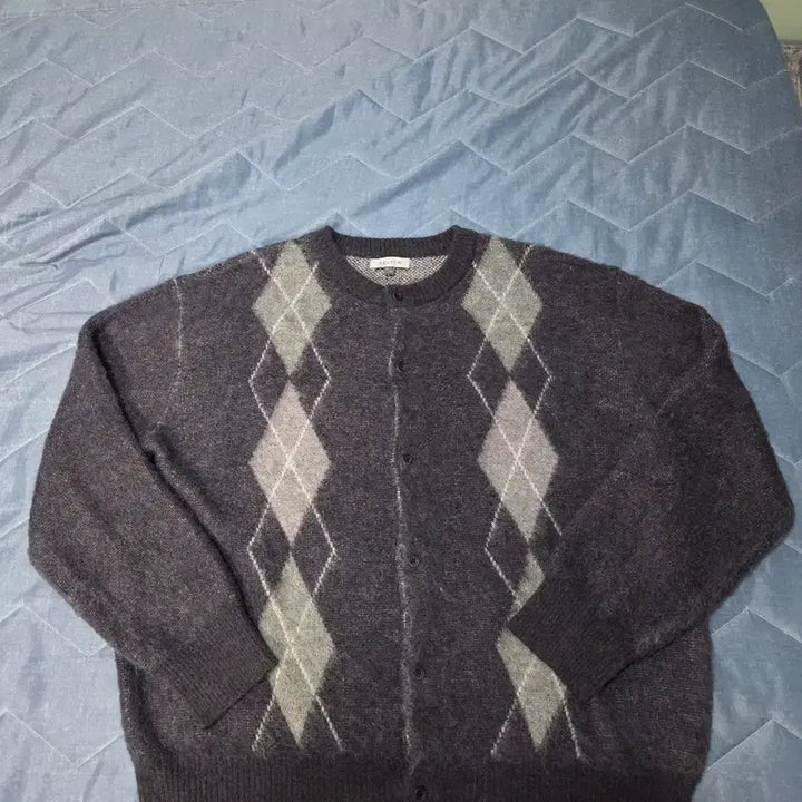 [BUNJANG] Bellie Brushed Tom Argyle Cardigan Navy / (100) 벨리에 브러쉬드 탐 아가일 가디건 네이비