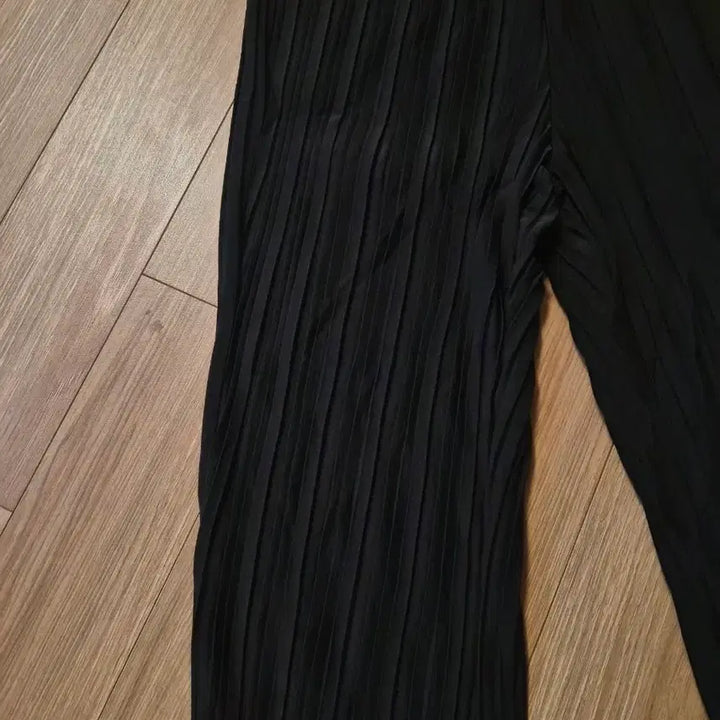 [BUNJANG] Black Pleated Pants / 블랙 플리츠 팬츠