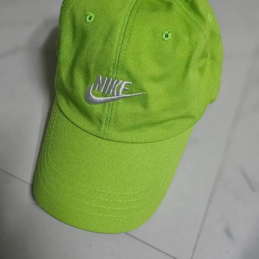 [BUNJANG] Nike Lime Green Ball Cap / 나이키 볼캡 라임색 모자