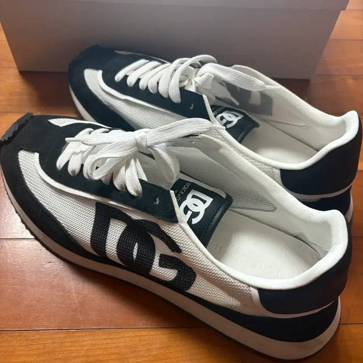 [BUNJANG] Dolce &amp; Gabbana Sneakers Black and White / 정품 돌체앤가바나 스니커즈