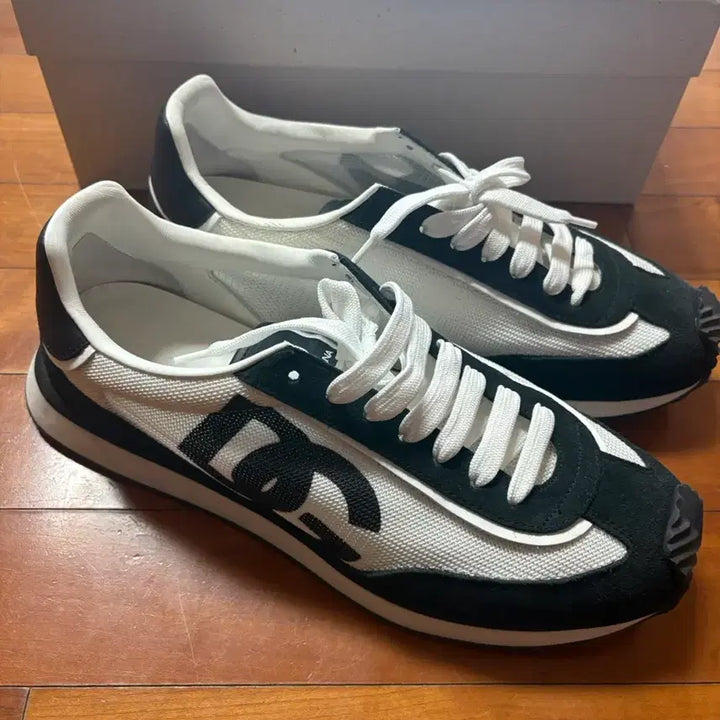 [BUNJANG] Dolce &amp; Gabbana Sneakers Black and White / 정품 돌체앤가바나 스니커즈
