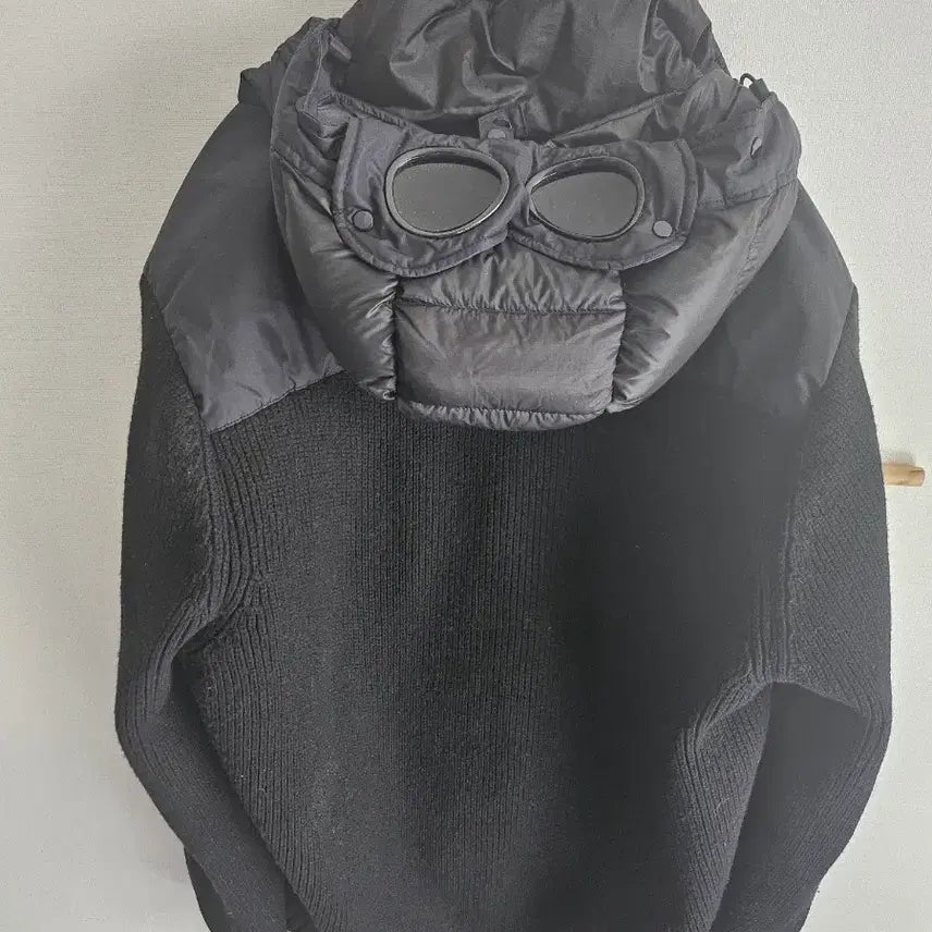 [BUNJANG] CP Company DD Shell Padded Knit Hoodie Black / CP 컴퍼니 디디쉘 패딩 니트 후드 블랙