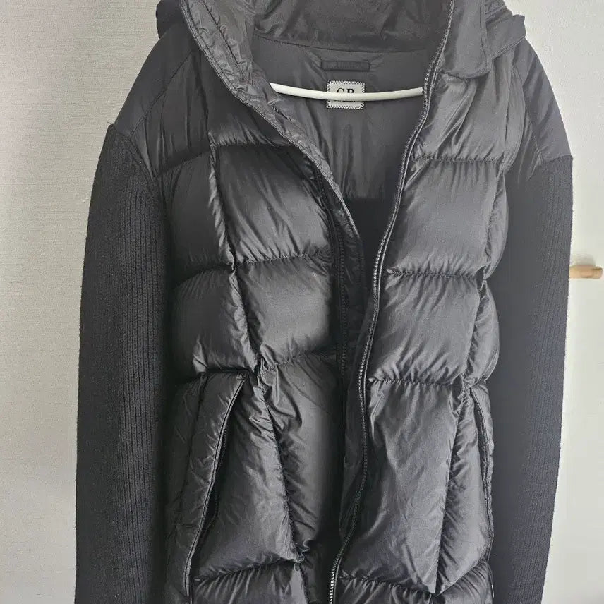 [BUNJANG] CP Company DD Shell Padded Knit Hoodie Black / CP 컴퍼니 디디쉘 패딩 니트 후드 블랙