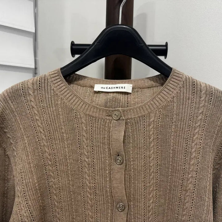 [BUNJANG] The Cashmere Summer Knit Crop Cardigan - Oat Beige / 한섬 더캐시미어 썸머 니트 크롭가디건 / 베이지