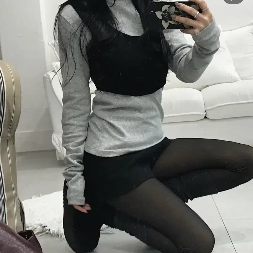 [BUNJANG] Kirev Layered Bustier Long Sleeve T-shirt Set / 키레브 레이어드 뷔스티에 긴팔티셔츠 세트