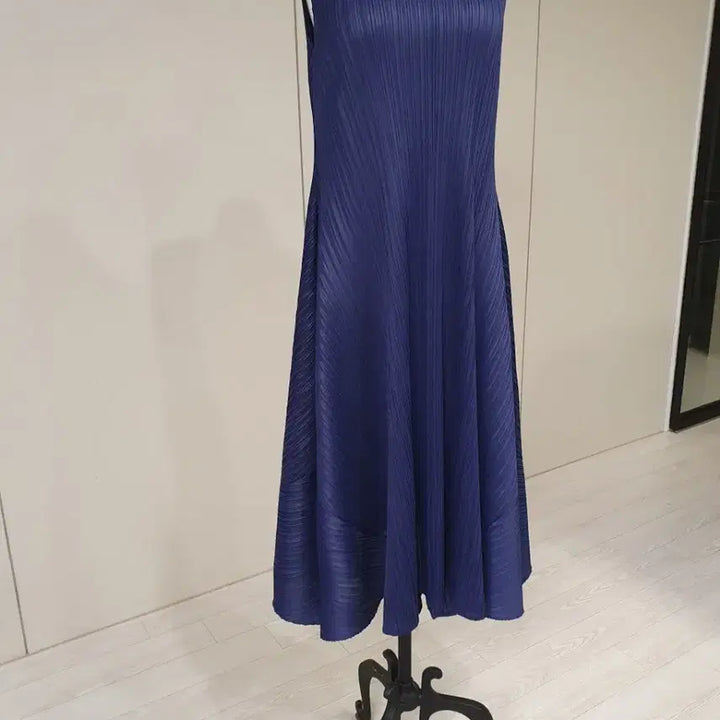 [BUNJANG] Navy Pleated A-Line Long Dress / 네이비 플리츠 A라인 롱 원피스