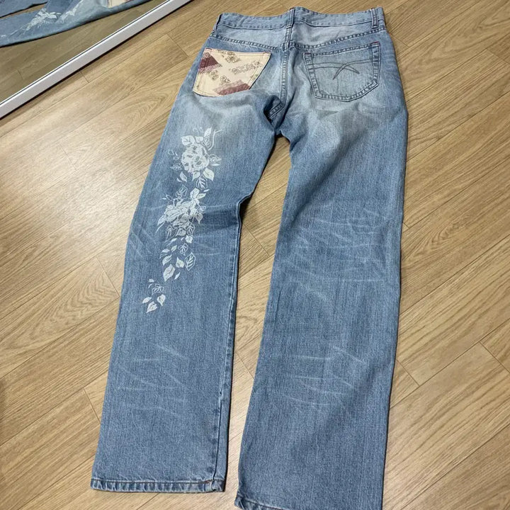 [BUNJANG] Takeo Kikuchi TK Flower Laser Engraved Button-Fly Straight Jeans / 31)TK 꽃 프린팅 버튼플라이 스트레이트진