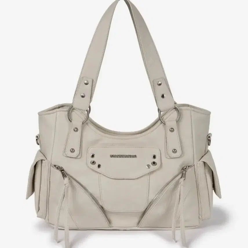 [BUNJANG] IuGamakaras Studded Leather Shoulder Bag Cream / 이우가마카라스 iugamakaras 스터드 레더 숄더백  크림
