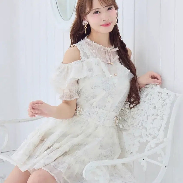 [BUNJANG] Rosita Blouse and Skirt Set-up / 로지타 블라우스 스커트 셋업 - 양산형 스나계 지뢰계