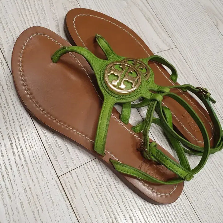 [BUNJANG] Tory Burch Green Leather Ankle Strap Sandals / 토리버치 그린 레더 샌들
