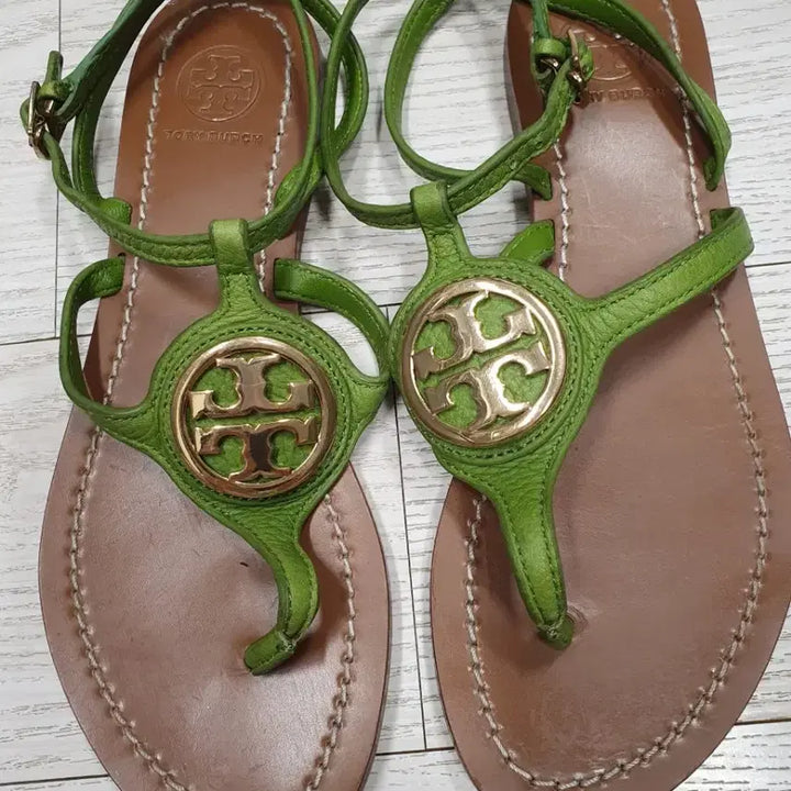[BUNJANG] Tory Burch Green Leather Ankle Strap Sandals / 토리버치 그린 레더 샌들