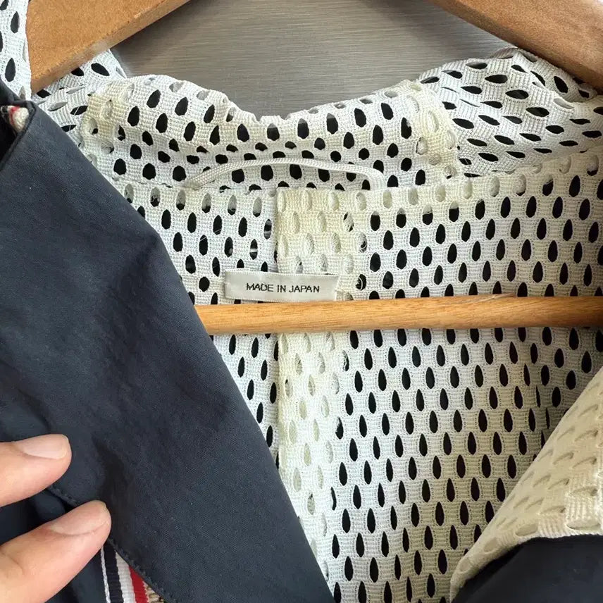 [BUNJANG] Thom Browne Tricolor Navy Windbreaker Jacket Size 3 / 톰브라운 삼선 네이비 바람막이 3